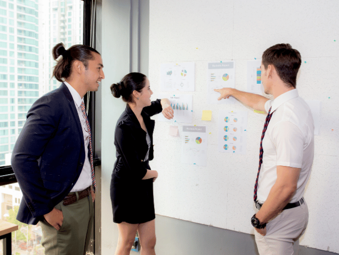 Franchise Digital Marketing: Balancing Brand Consistency and Local Engagement in a Digital-First World